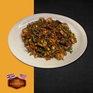 Arroz arreglado Banderas Deli And restaurant