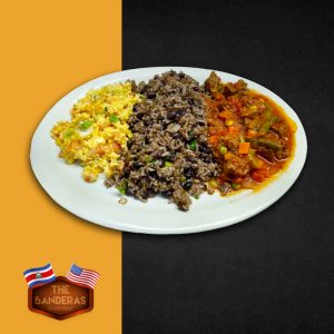Pinto con huevo y bistec / Pinto with eggs and steak