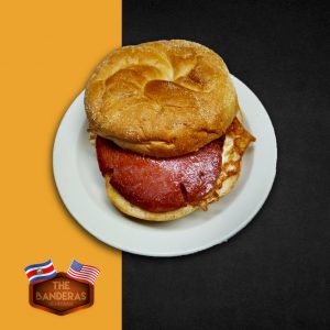 Salchicha, Huevo y Queso / Sausage, Egg and Cheese