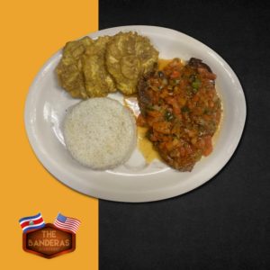 Bistec entomatado / Steak with tomato sauce